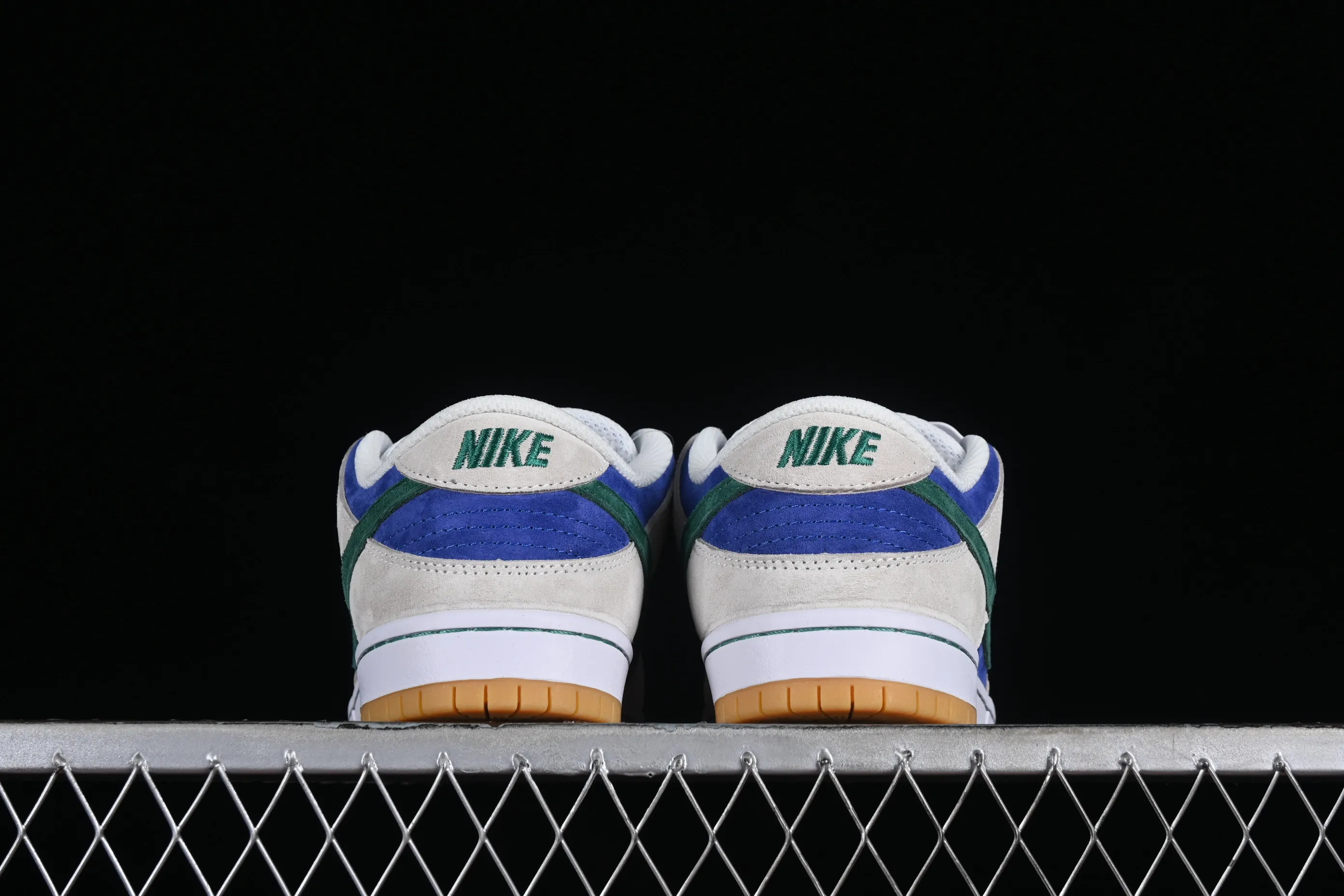 All categories Nk SB Dunk series Nk SB Dunk Low low-top sneakers N version Nk SB Dunk Low "Hyper Royal" Teenage Mutant Ninja Turtles Leonardo SB low-top casual sneakers HF3704-001
